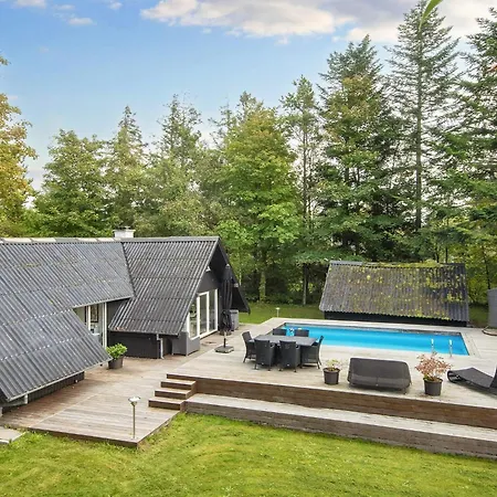 Holiday home X Hemmet