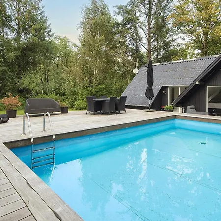 Holiday home X *